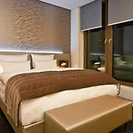 Cosmo Mitte 4*