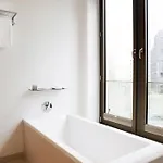 Cosmo Mitte 4*