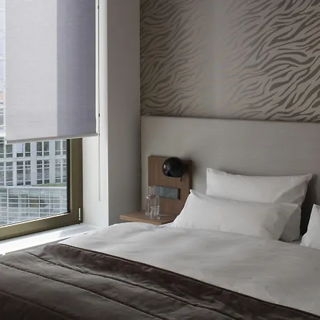 Cosmo Mitte Hotel 4*