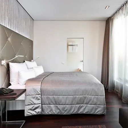 Cosmo Mitte Hotel 4*