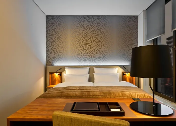 Cosmo Mitte Hotell 4*