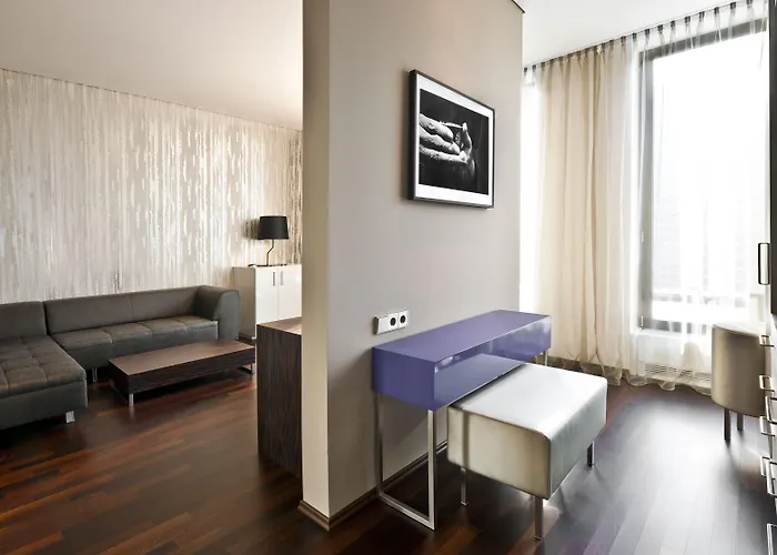 Hotel Cosmo Mitte 4*