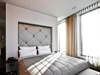 Cosmo Mitte Hotel 4*